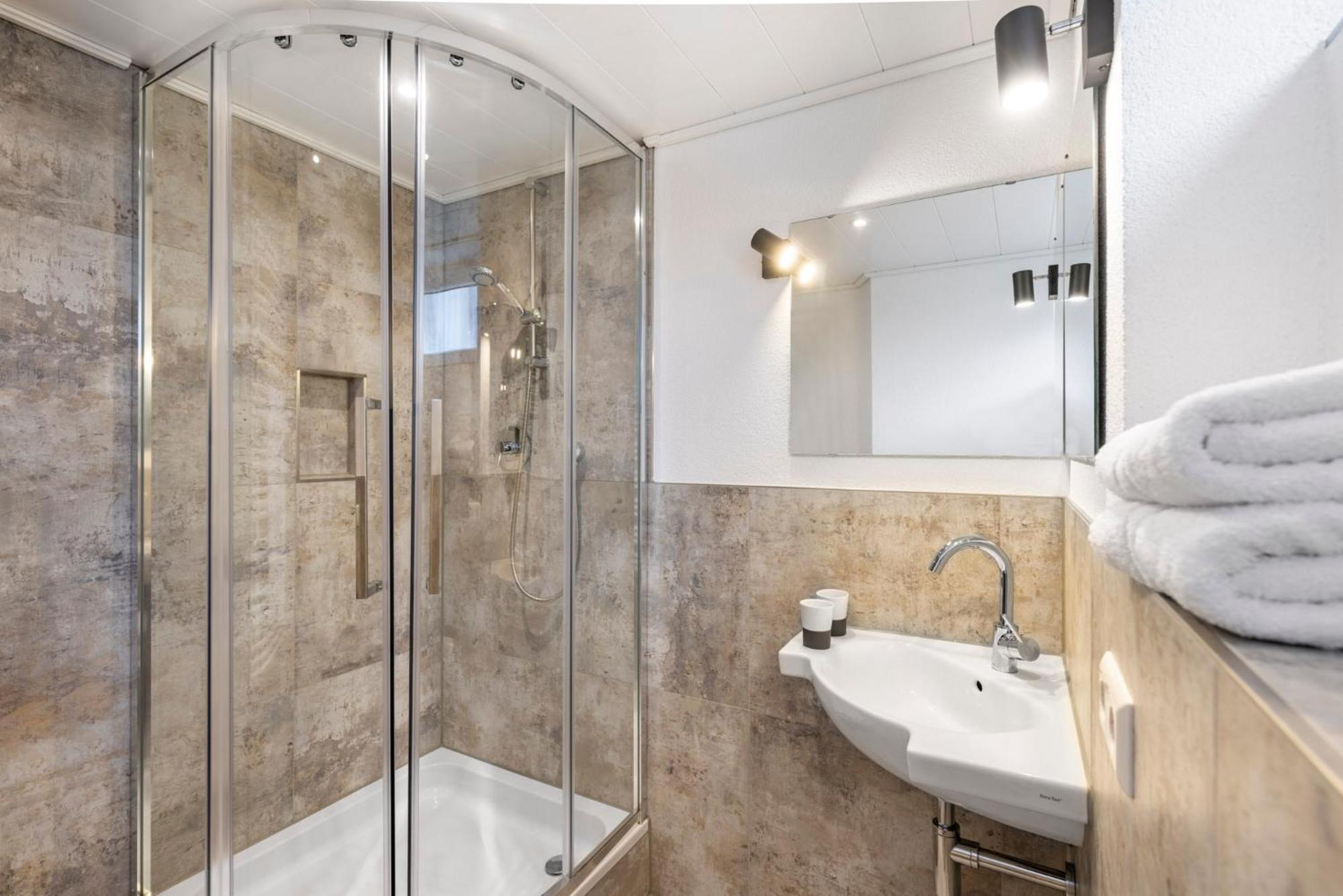 Hotel Garni Sonnengruss Hagnau Bagian luar foto