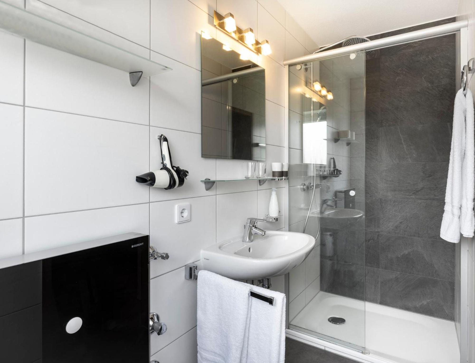 Hotel Garni Sonnengruss Hagnau Bagian luar foto