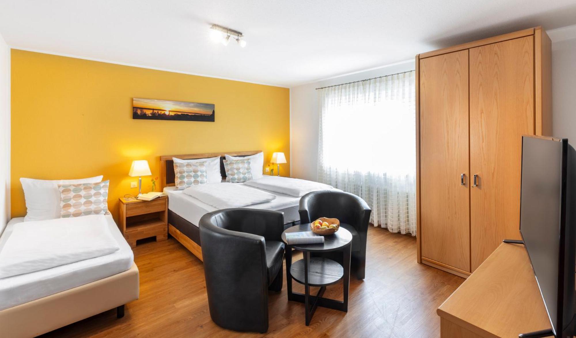 Hotel Garni Sonnengruss Hagnau Bagian luar foto