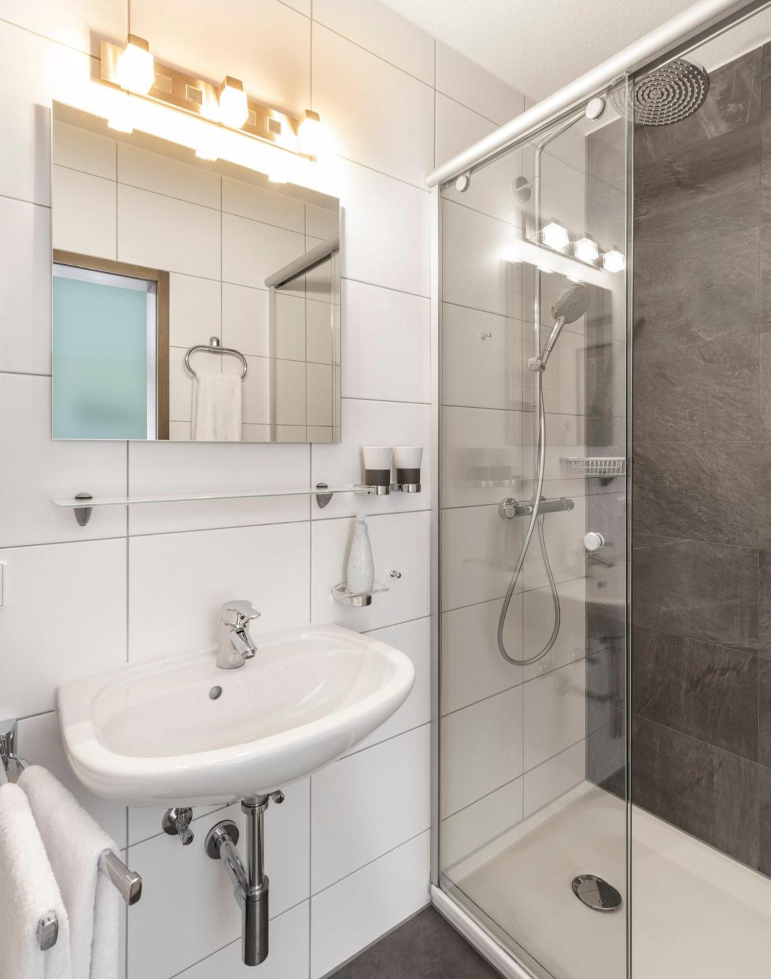 Hotel Garni Sonnengruss Hagnau Bagian luar foto